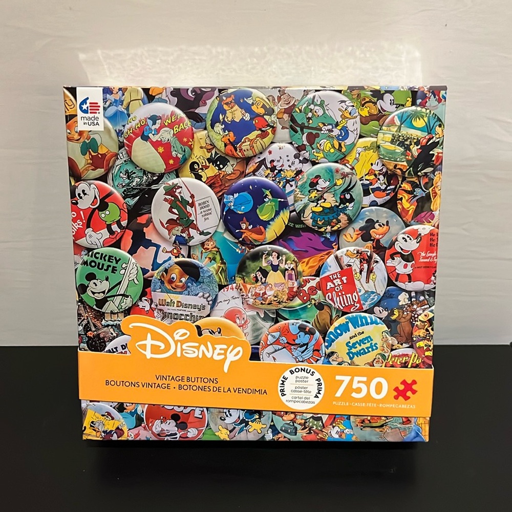 Disney Vintage Buttons 750 Piece Puzzle